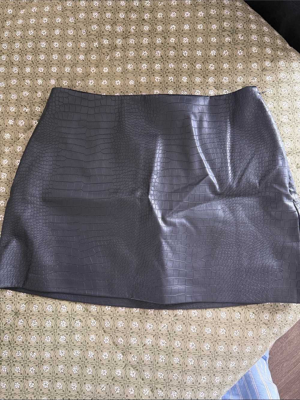 Abercrombie & Fitch Mini Skort Ultra High Rise- Black Faux Croc